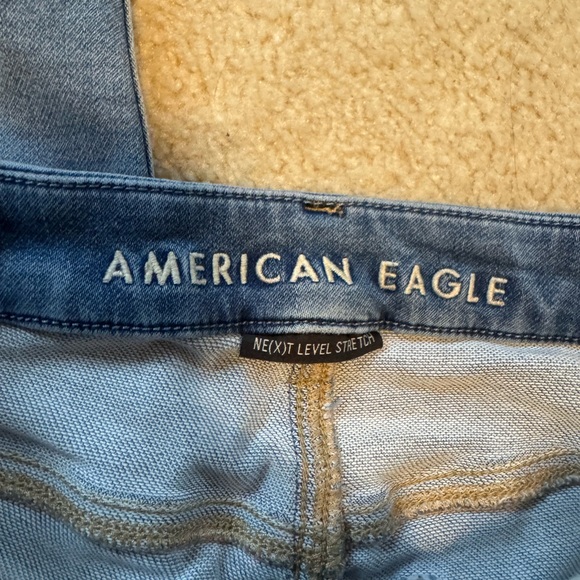 American Eagle Outfitters High Rise Blue Jeans - Picture 3 of 5